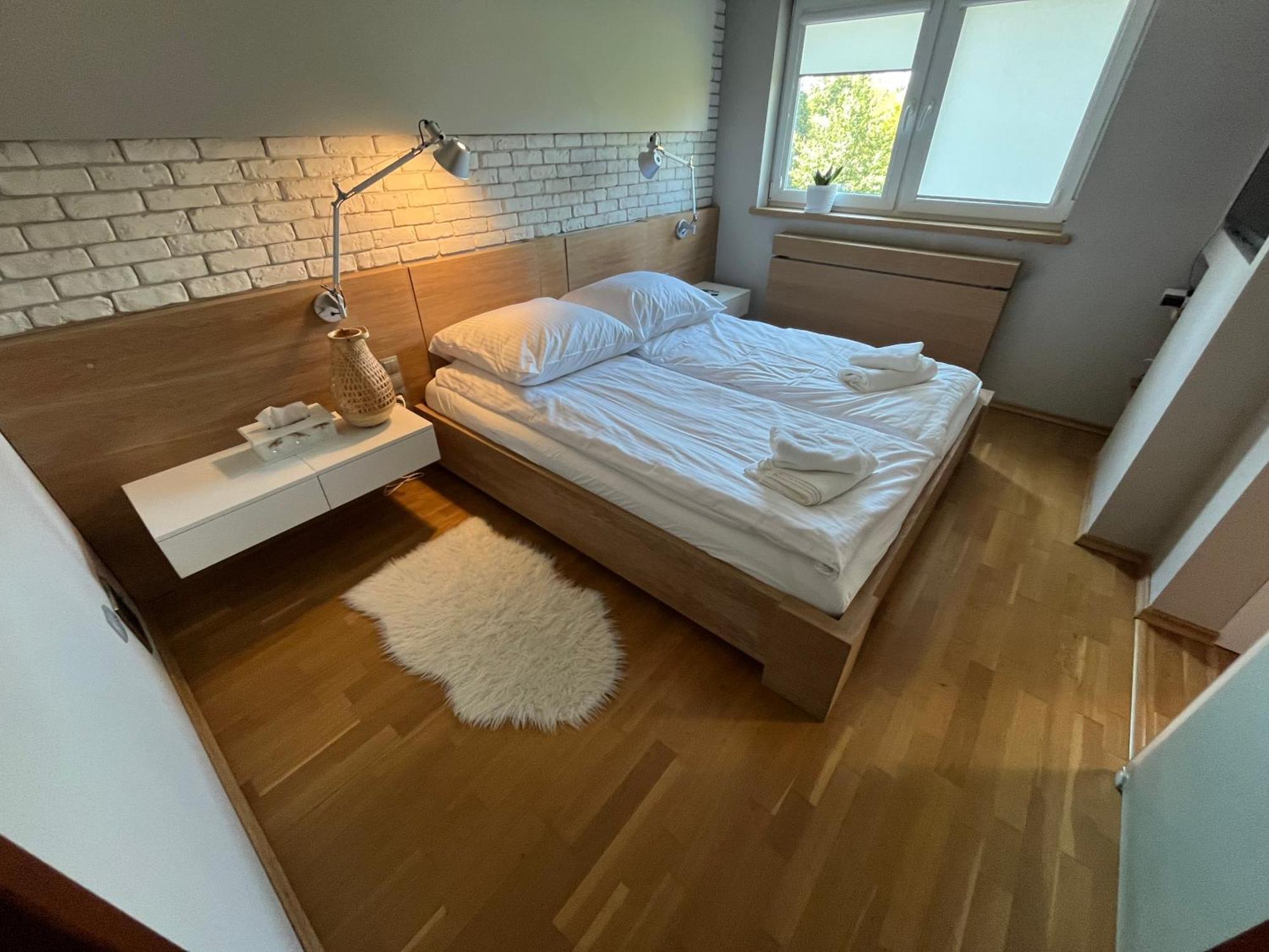 Dom Z Ogrodem W Krakowie Villa Krakow